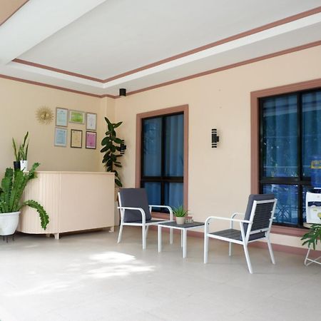 Jun'S Inn Oslob Exterior photo
